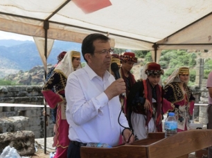 8-alinda-kultur-sanat-ve-turizm-festivali