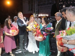 8-alinda-kultur-sanat-ve-turizm-festivali