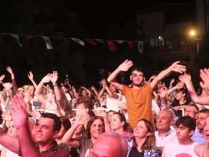 8-alinda-kultur-sanat-ve-turizm-festivali