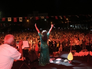 8-alinda-kultur-sanat-ve-turizm-festivali