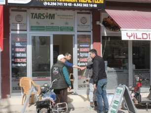 baskanimizin-pazar-esnaf-ziyareti