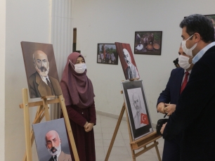 cizgimiz-mehmet-akif-ersoy-temali-resim-sergisi