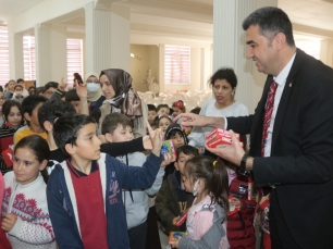 karpuzlu-belediyesi-geleneksel-cocuk-oyunlari-ve-kukla-festivali
